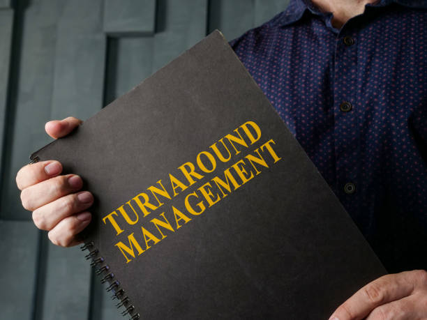 turnaround management guide in the manager hands.